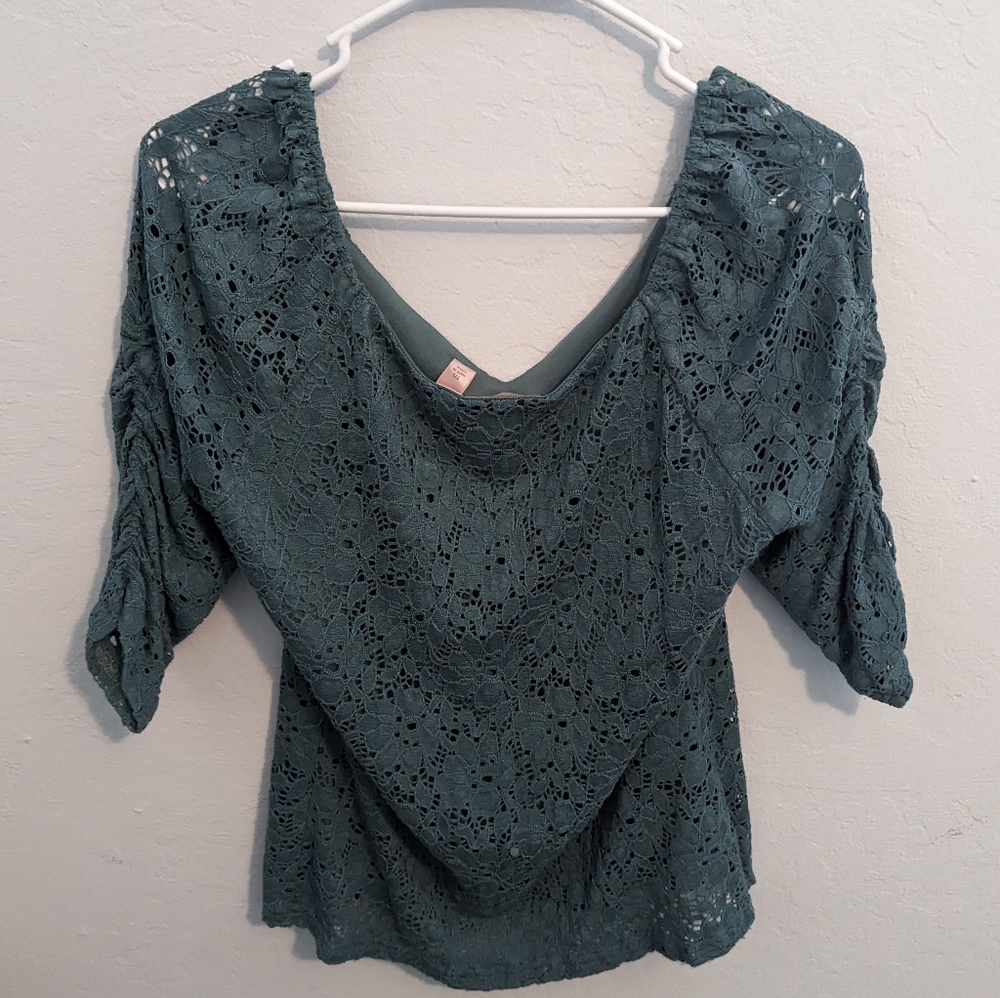 Lace Eyelet Top by Willow & Root - Picture 4 of 8